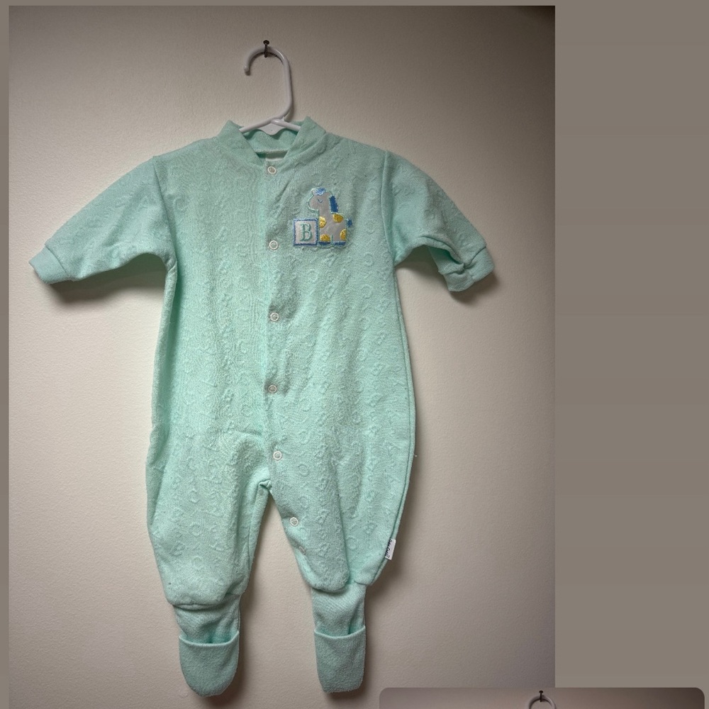 6-9 months vintage onesie